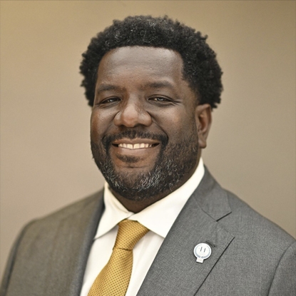 Kevin V. Mincey Photo